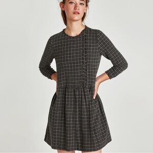 Zara Women’s Charcoal Gray and Tan Plaid Smock 3/4 Long Sleeve Frayed Dress